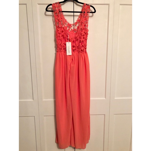 Floor length coral dress - Picture 2 of 3